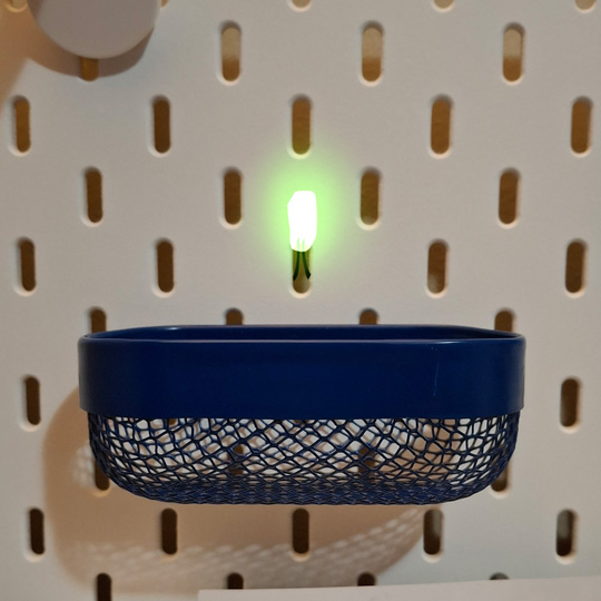 Mockup of an activated light for a small shelf. The LED would be placed directly above where each shelf is supposed to be for consistancy and to avoid colliding with the object itself